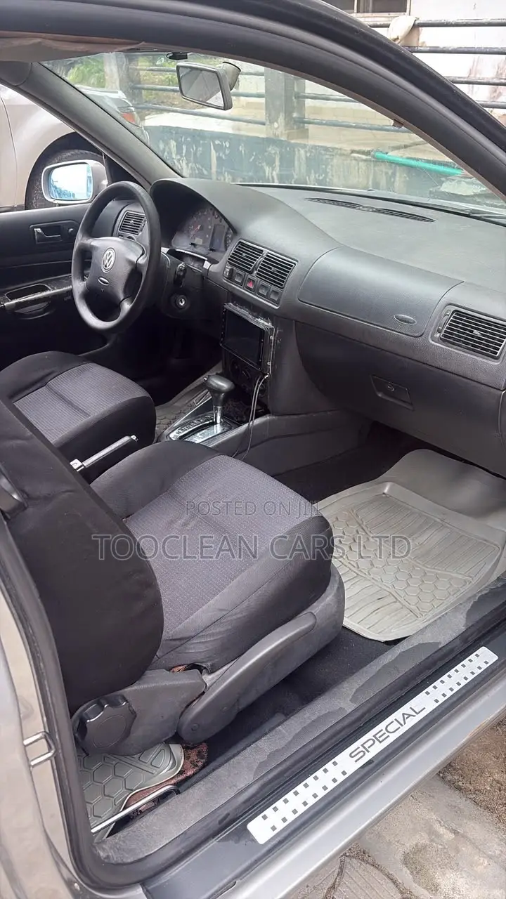 Volkswagen Golf 2006 Silver