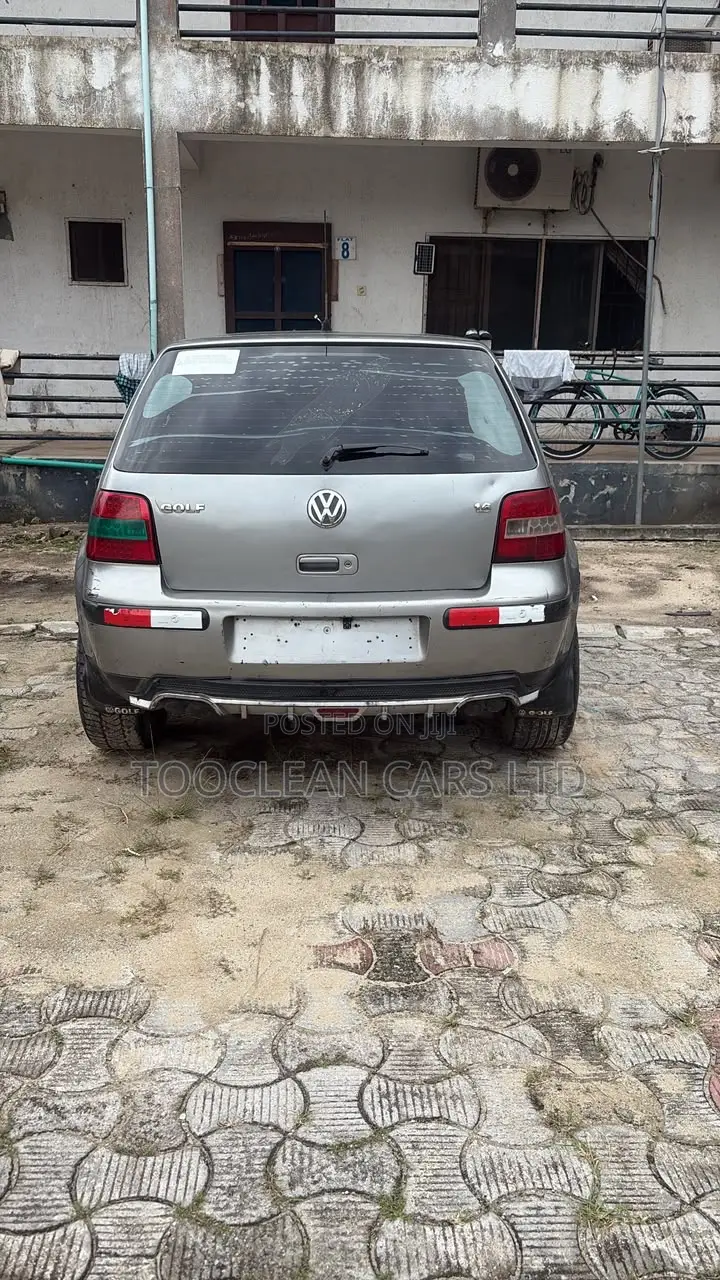 Volkswagen Golf 2006 Silver