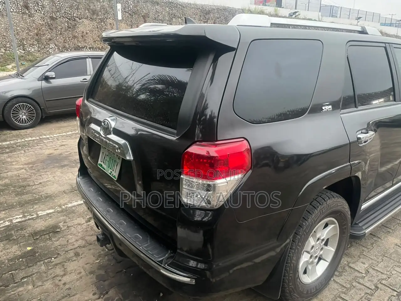 Toyota 4-Runner 2011 Black