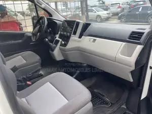 Toyota HiAce 2024 White