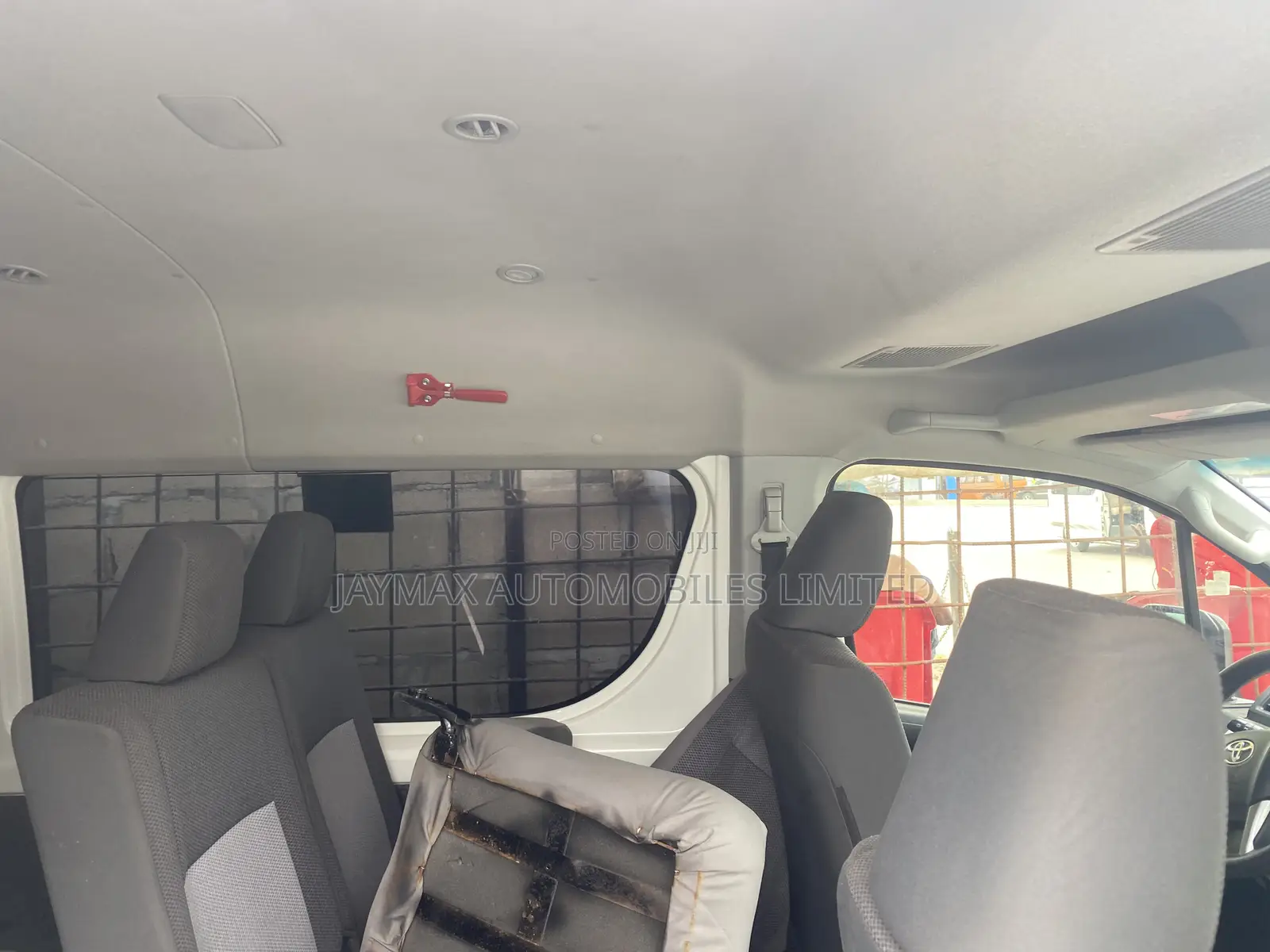 Toyota HiAce 2024 White