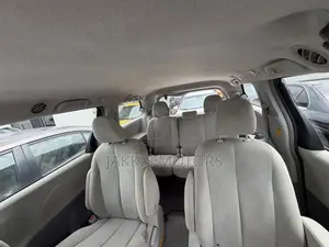 Toyota Sienna 2012 Gray