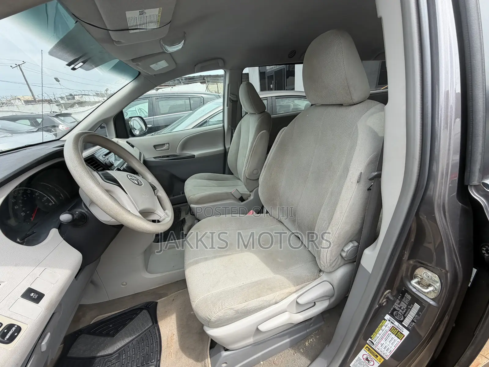Toyota Sienna 2012 Gray