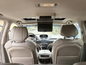Acura MDX SUV 4dr AWD (3.7L 6cyl 6A) 2011 White
