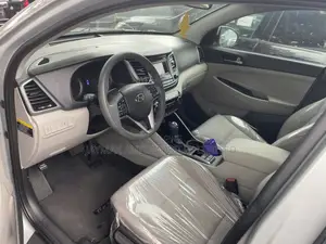 Hyundai Tucson 2015 Silver