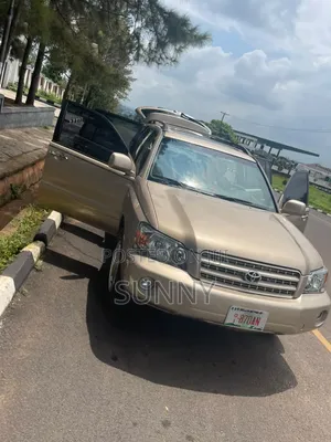 Toyota Highlander Limited V6 2006 Gold