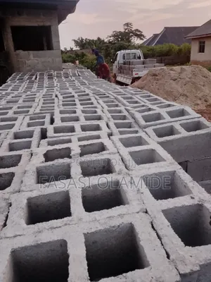 Strong Conrete Blocks