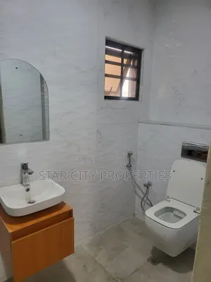 5bdrm Duplex in Mende Maryland for rent