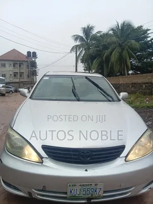 Toyota Camry 2004 Silver
