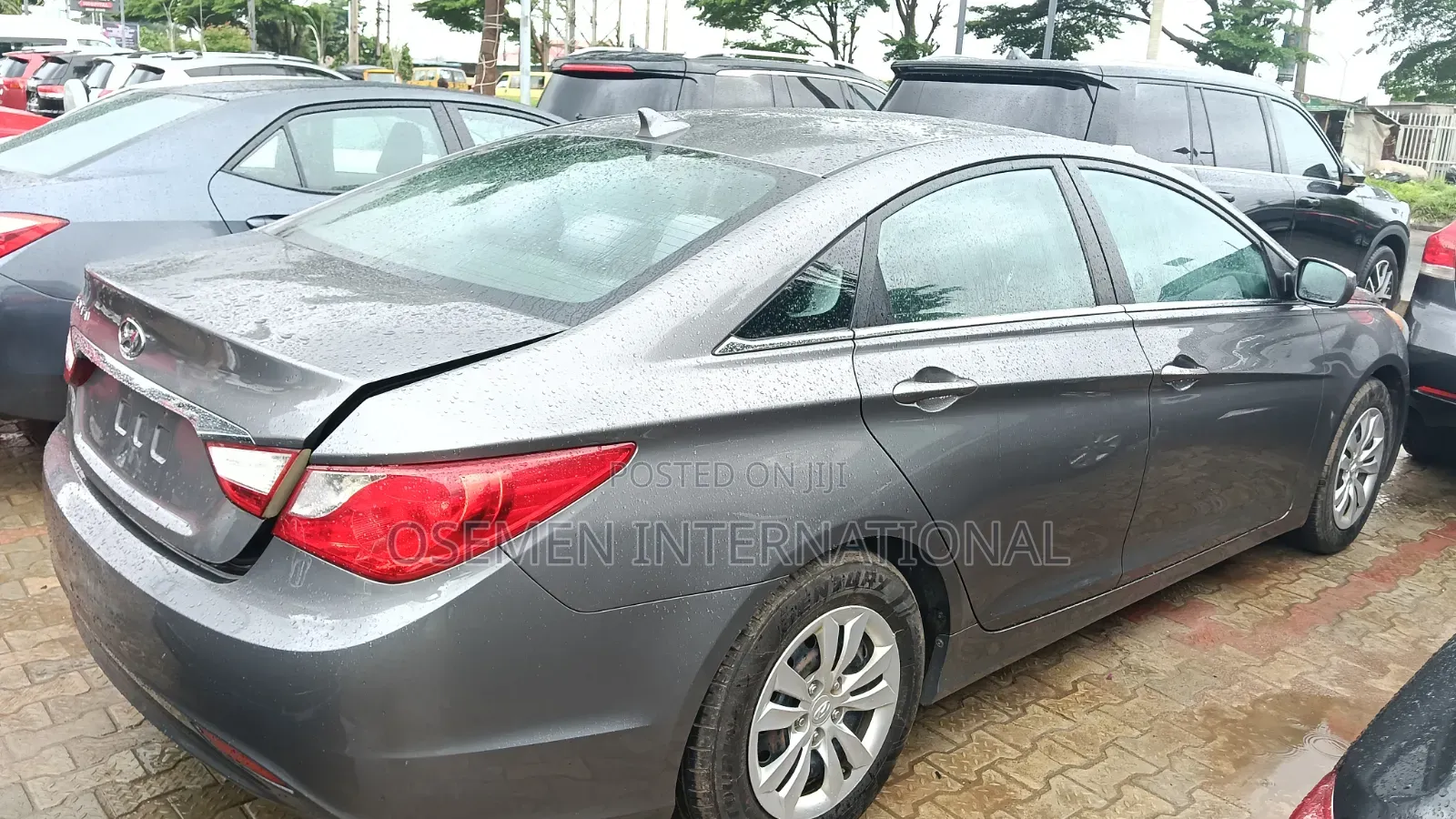 Hyundai Sonata 2011 Gray