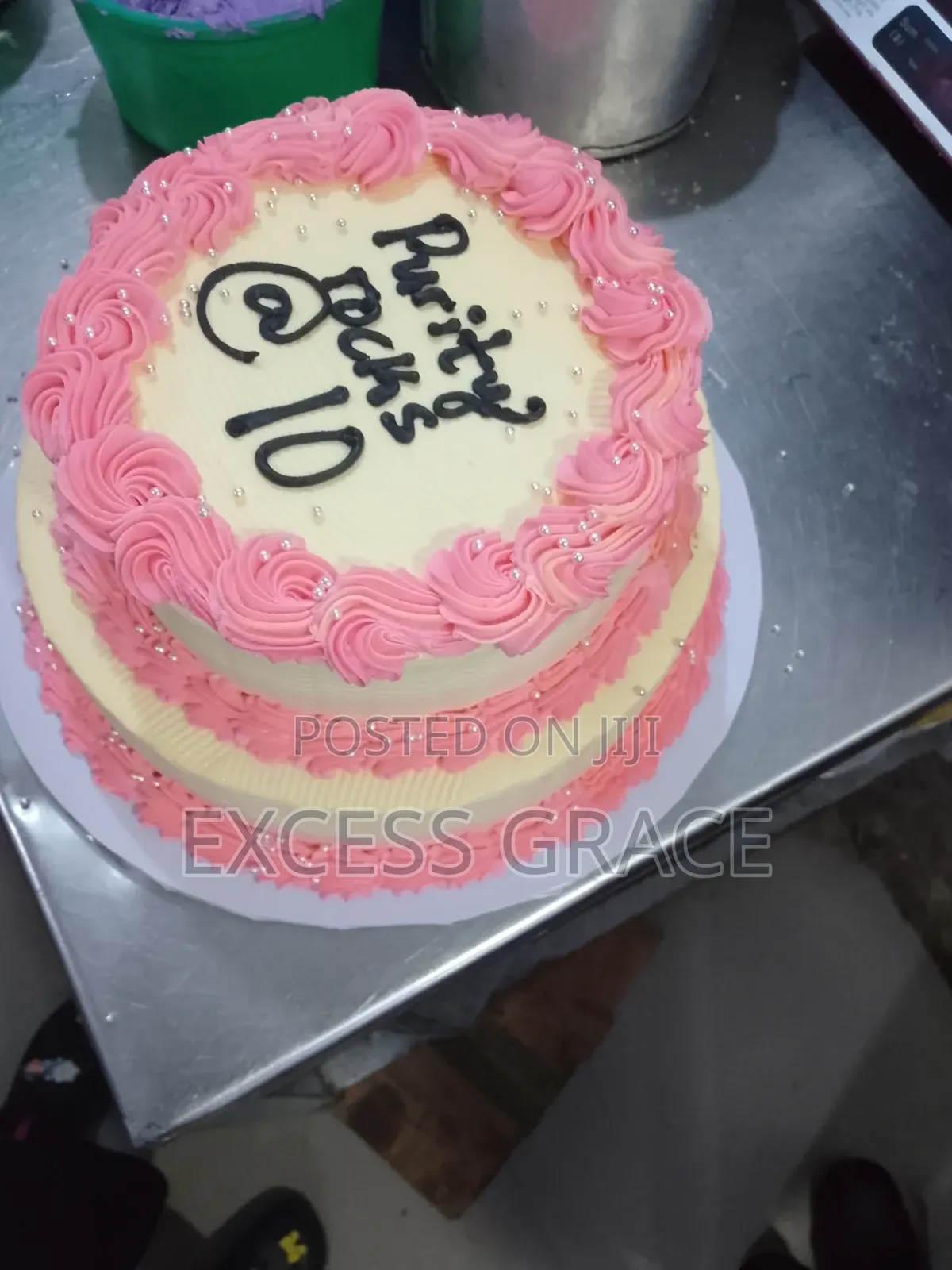 2 Layers Birthday Cake