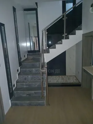3bdrm Duplex in Millennium Shelter, Lugbe District for sale