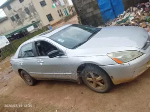 Honda Accord 2004 Silver
