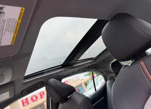 Toyota Camry XLE V6 (3.5L V6 8A) 2019 Gray