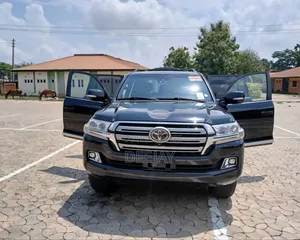 Toyota Land Cruiser 2021 Black