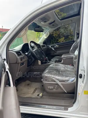 Lexus GX 460 Luxury 2014 White