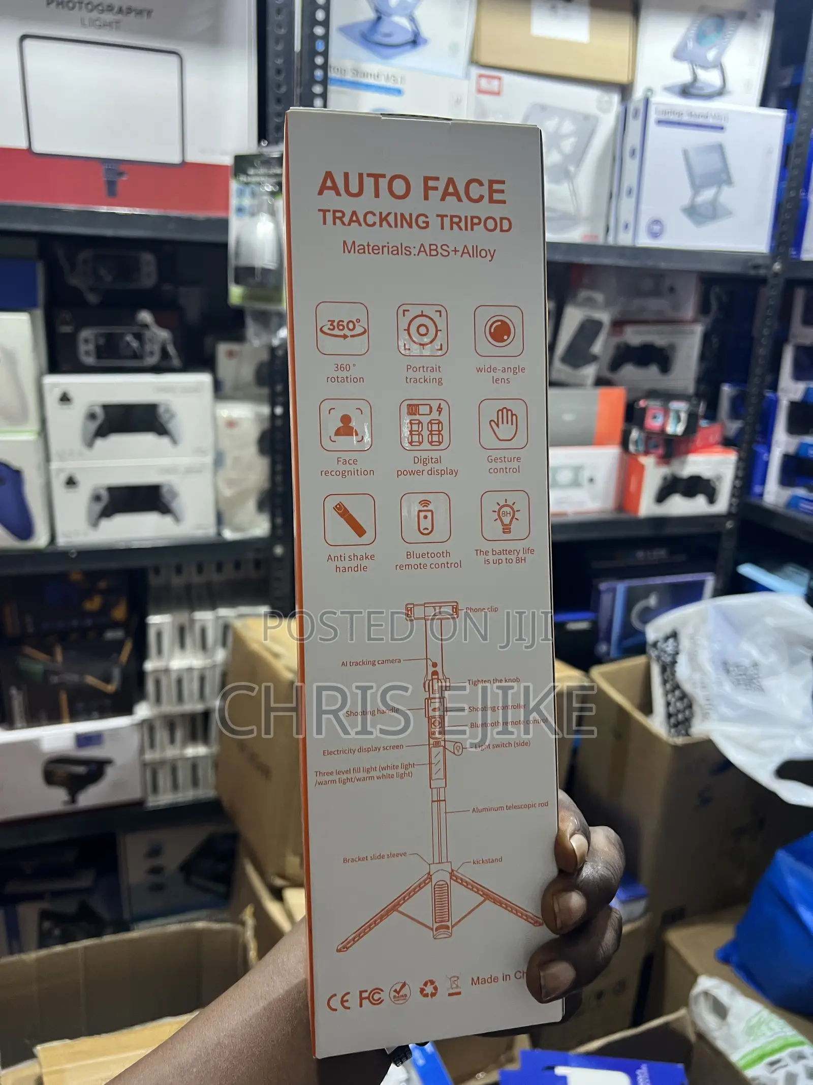 Face Tracking Tripod With Light
