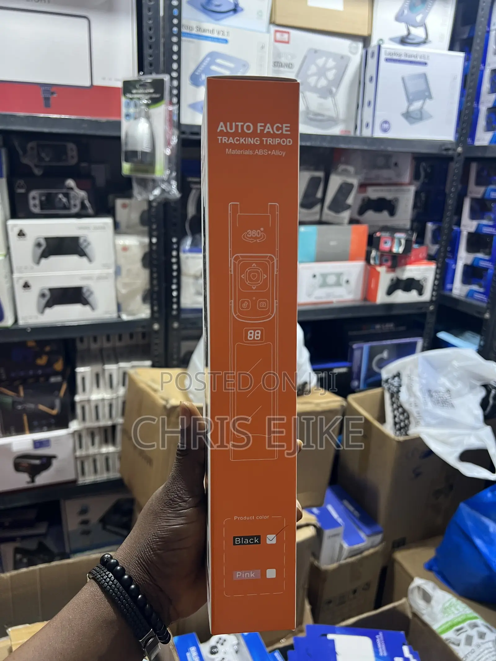 Face Tracking Tripod With Light