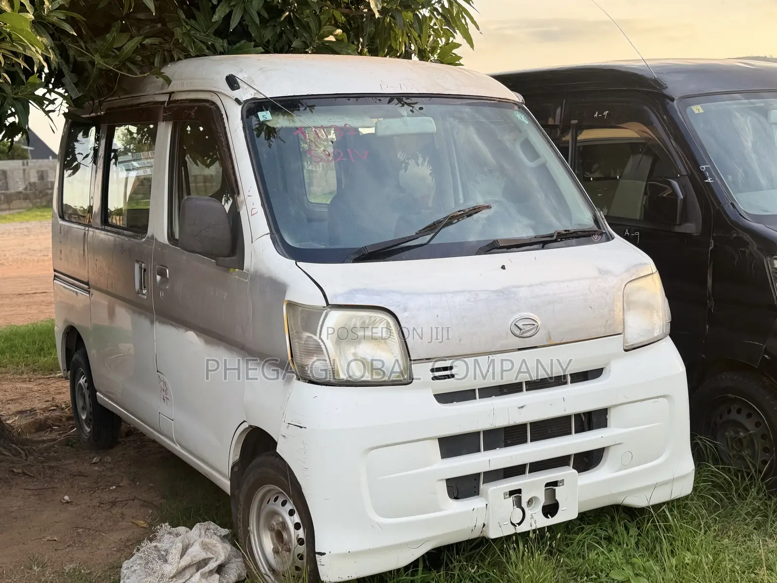 Daihatsu Hijet 2010 White