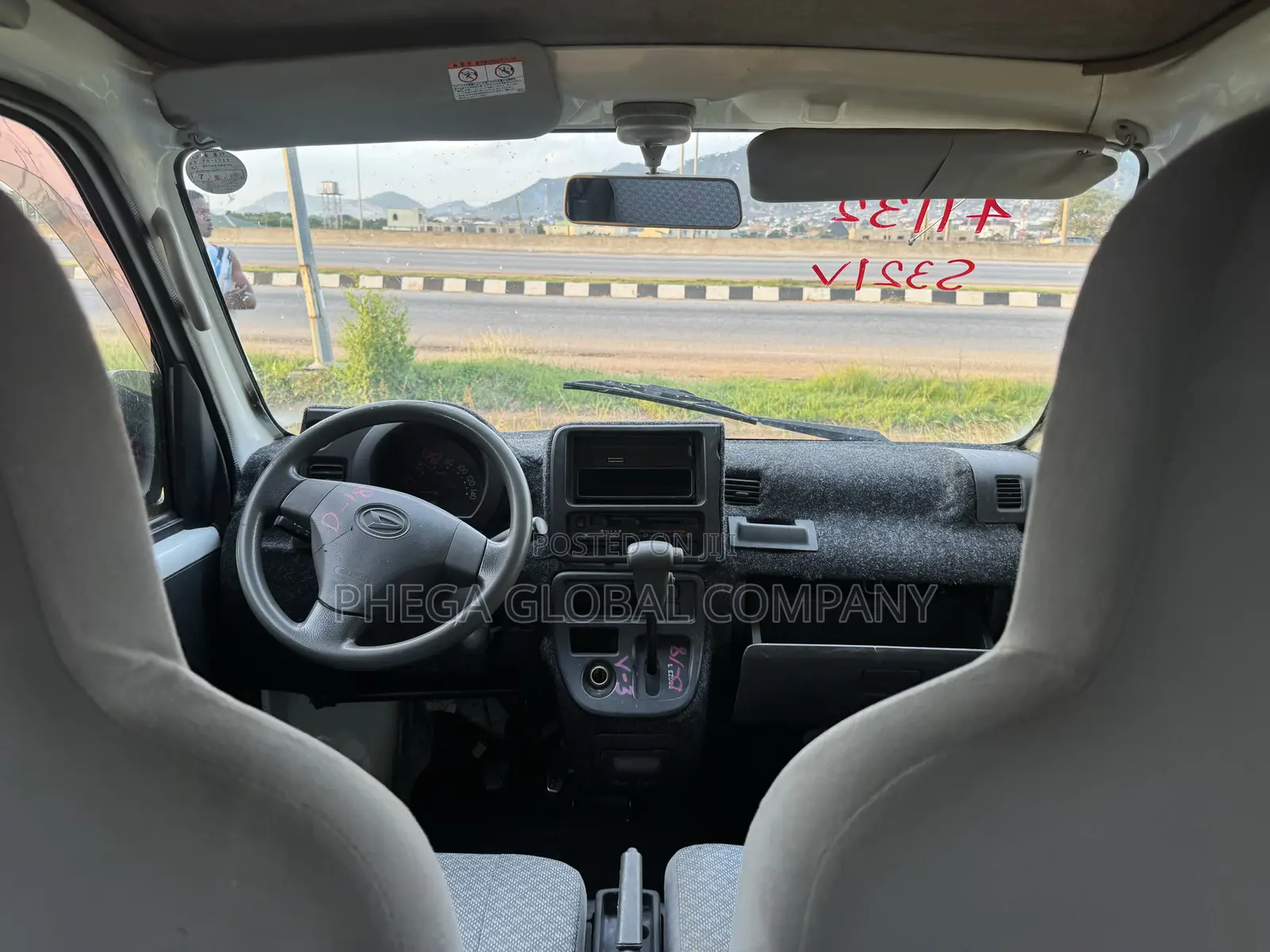 Daihatsu Hijet 2010 White