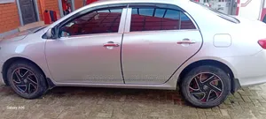 Toyota Corolla LE 4dr Sedan (1.8L 4cyl 4A) 2010 Silver