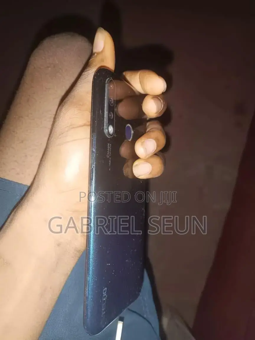 Tecno Camon 12