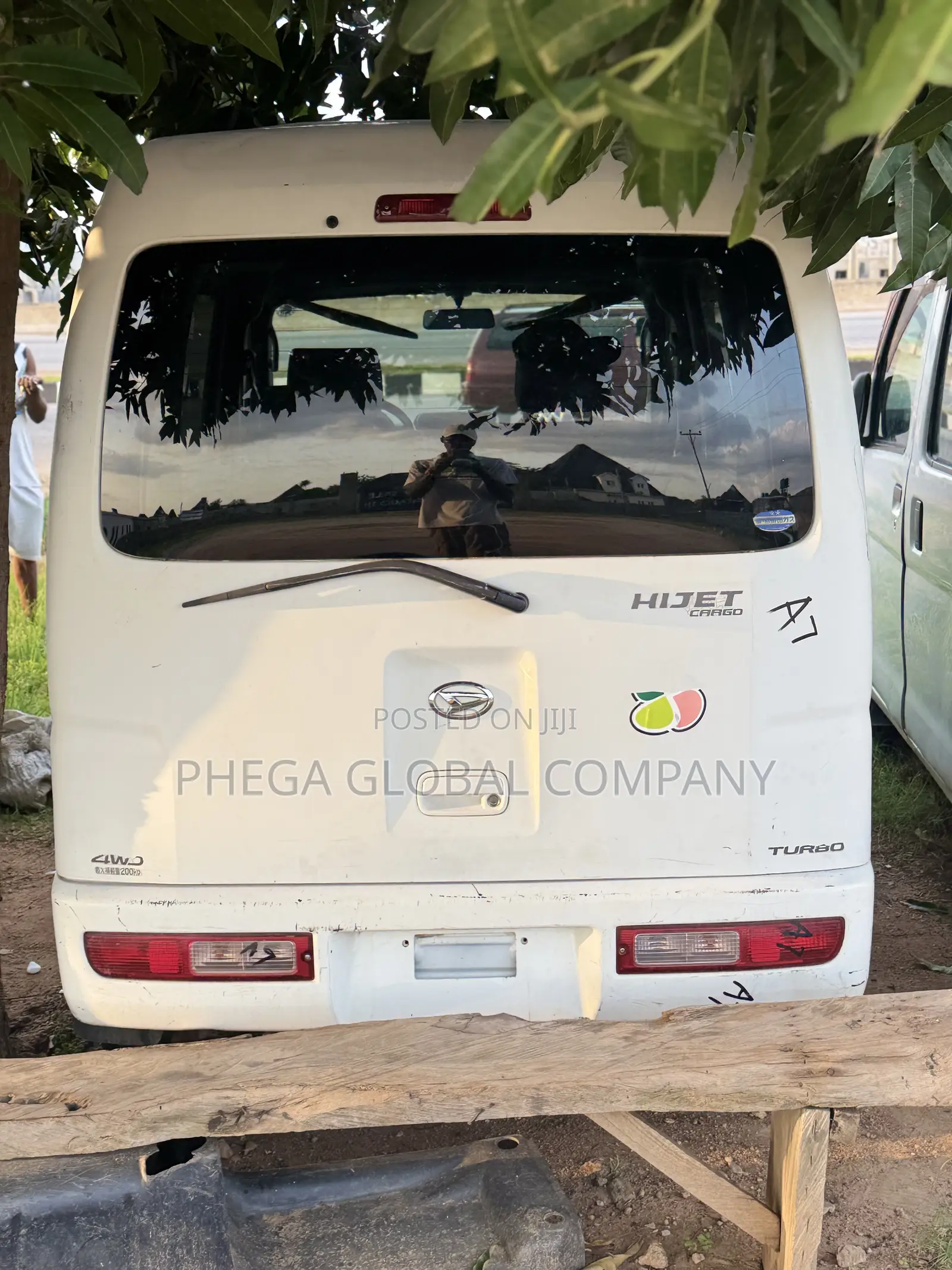 Daihatsu Hijet 2010 White