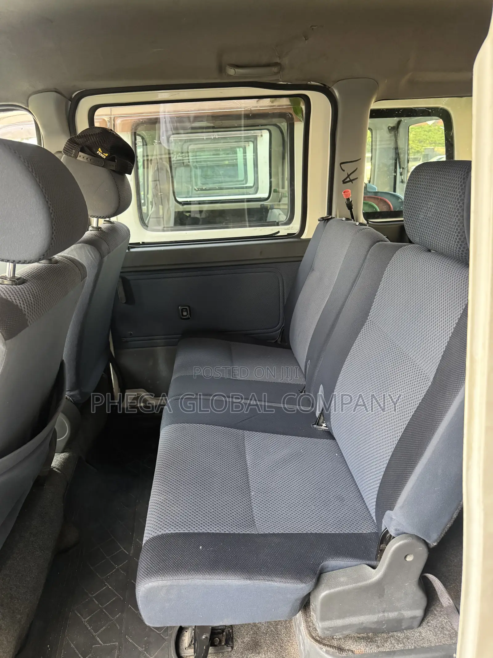 Daihatsu Hijet 2010 White