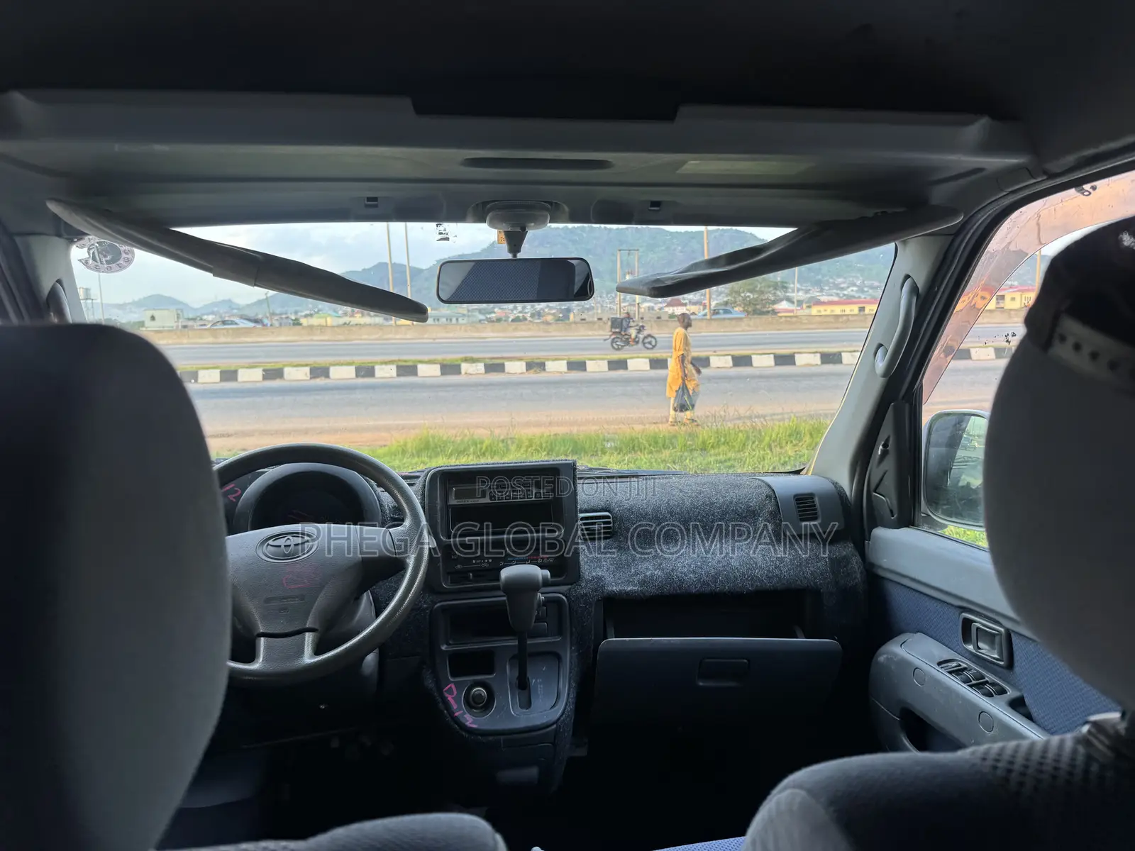 Daihatsu Hijet 2010 White
