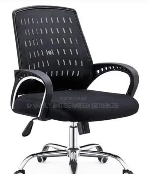 Office Chair / Modern Swivel Chair