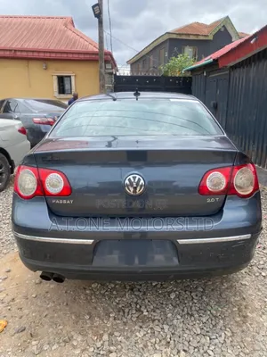 Volkswagen Passat 2.0T FSi Sportline Tiptronic 2010 Gray