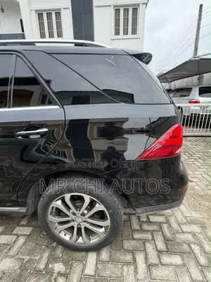 Mercedes-Benz GLE-Class 2016 Black