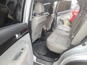 Kia Sorento 2012 Silver