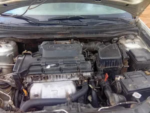 Hyundai Elantra 2008 Silver