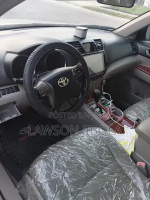 Toyota Highlander 2012 Silver