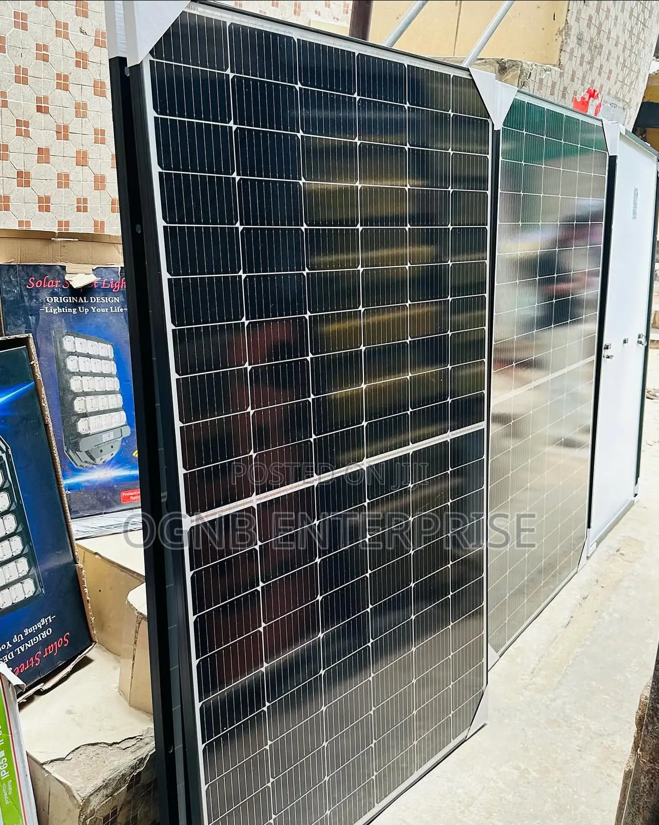 600w Mono Solar Panel.