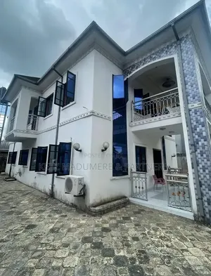 5bdrm Duplex in Gated Estate for sale