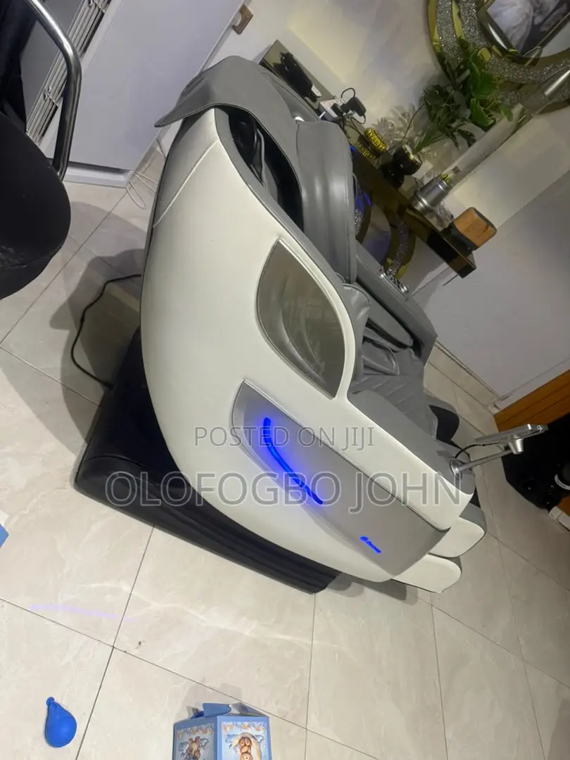 Massaging Chair
