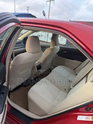 Toyota Camry LE 4dr Sedan (2.5L 4cyl 6A) 2014 Red