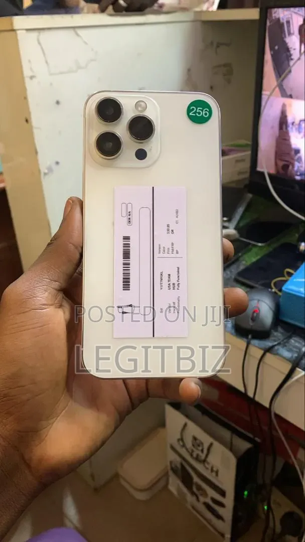 Apple iPhone 13 256 GB White