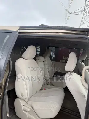 Toyota Sienna LE 7 Passenger 2011 Silver