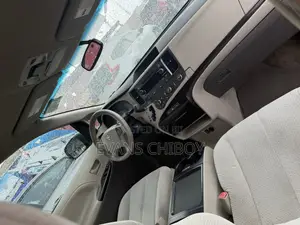 Toyota Sienna LE 7 Passenger 2011 Silver