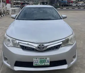 Toyota Camry 2014 Silver
