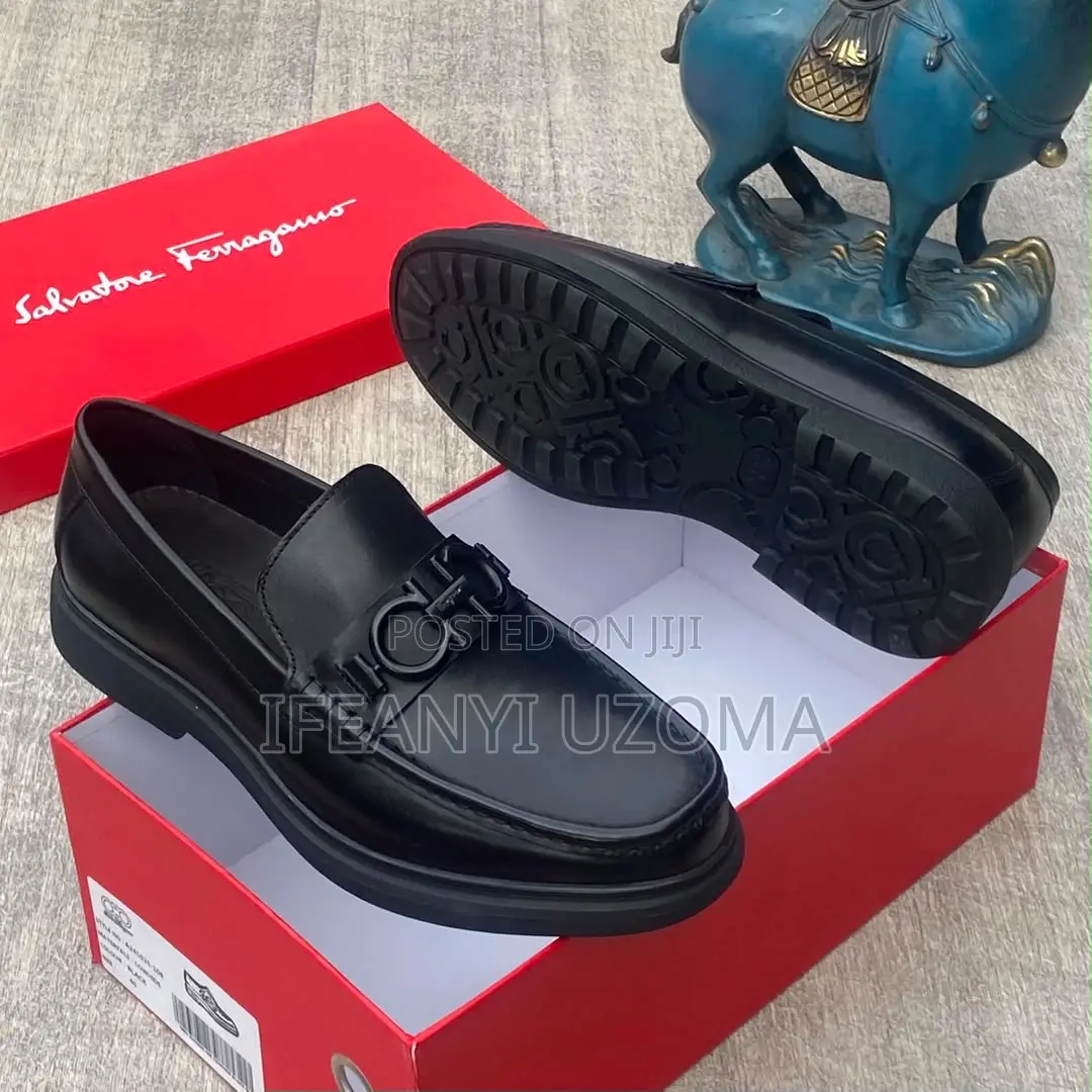 Ferragamo Quality Leather Men Shoe