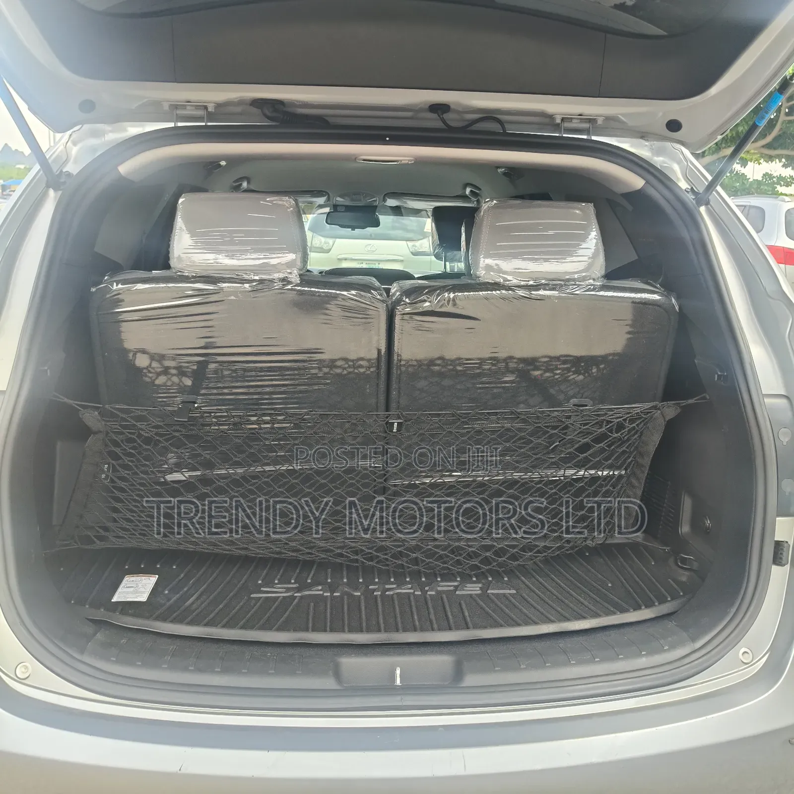 Hyundai Santa Fe 2017 Silver