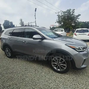 Hyundai Santa Fe 2017 Silver