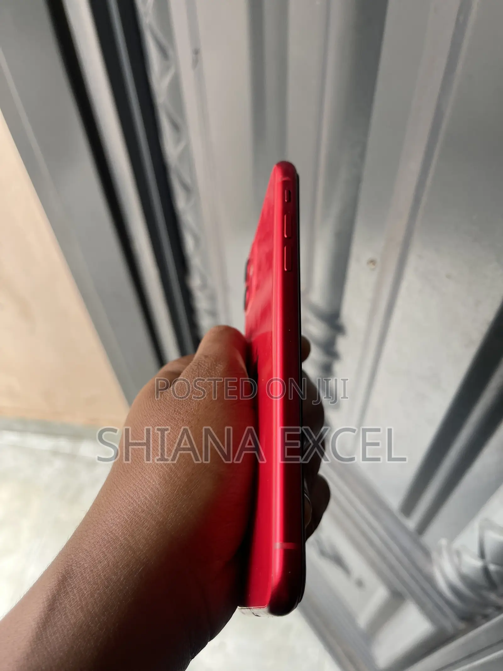 Apple iPhone 11 64 GB Red
