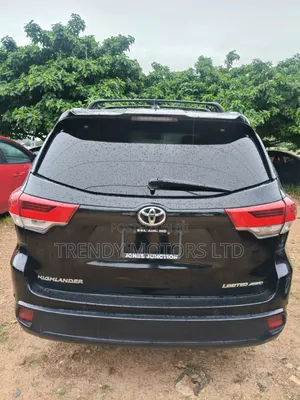 Toyota Highlander 2016 Black