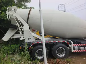 Foreign Used XCMG 12 Cubic Cement Truck