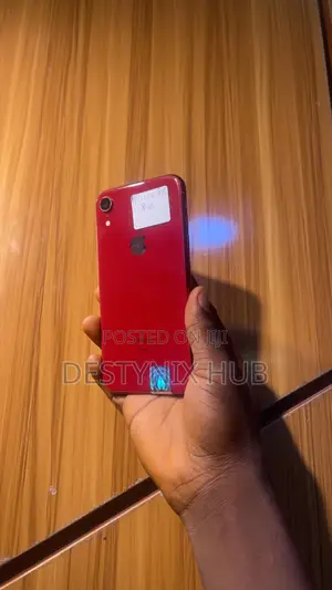 New Apple iPhone XR 128 GB Red